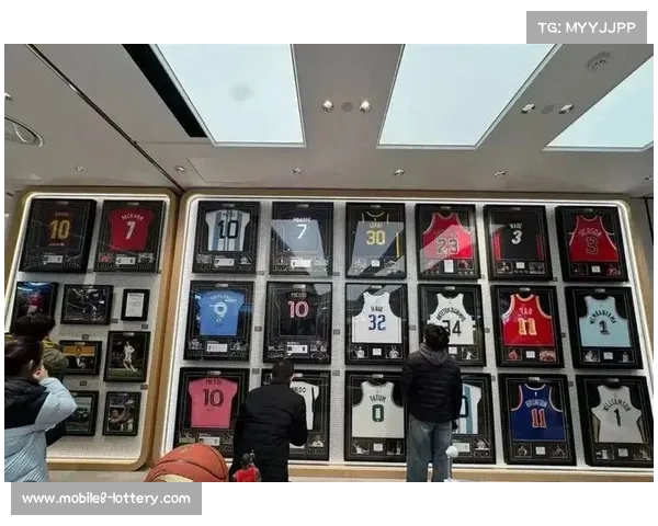 NBA主题餐厅落户东京,球星签名藏品展出